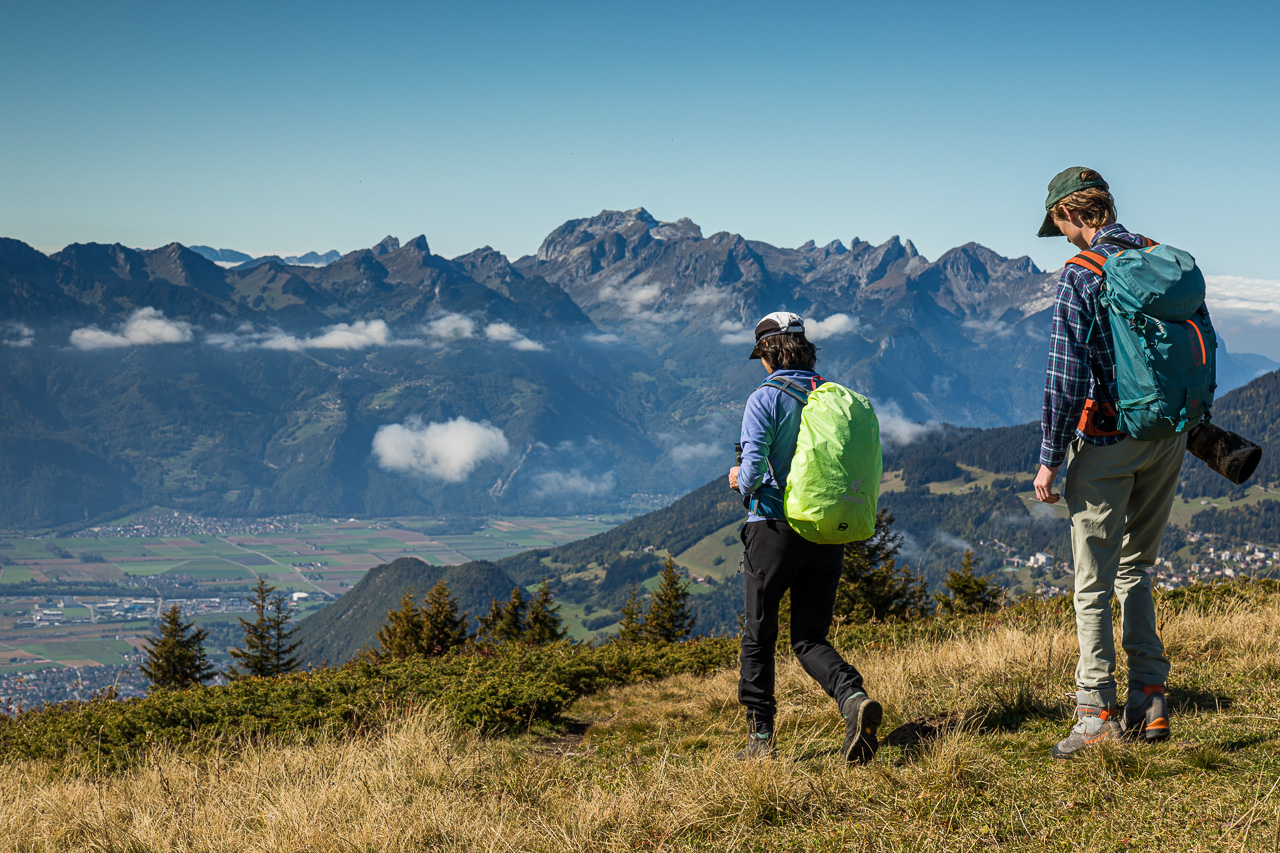 Zwei Gipfel Mit Rückblick - In Der Natur Unterwegs